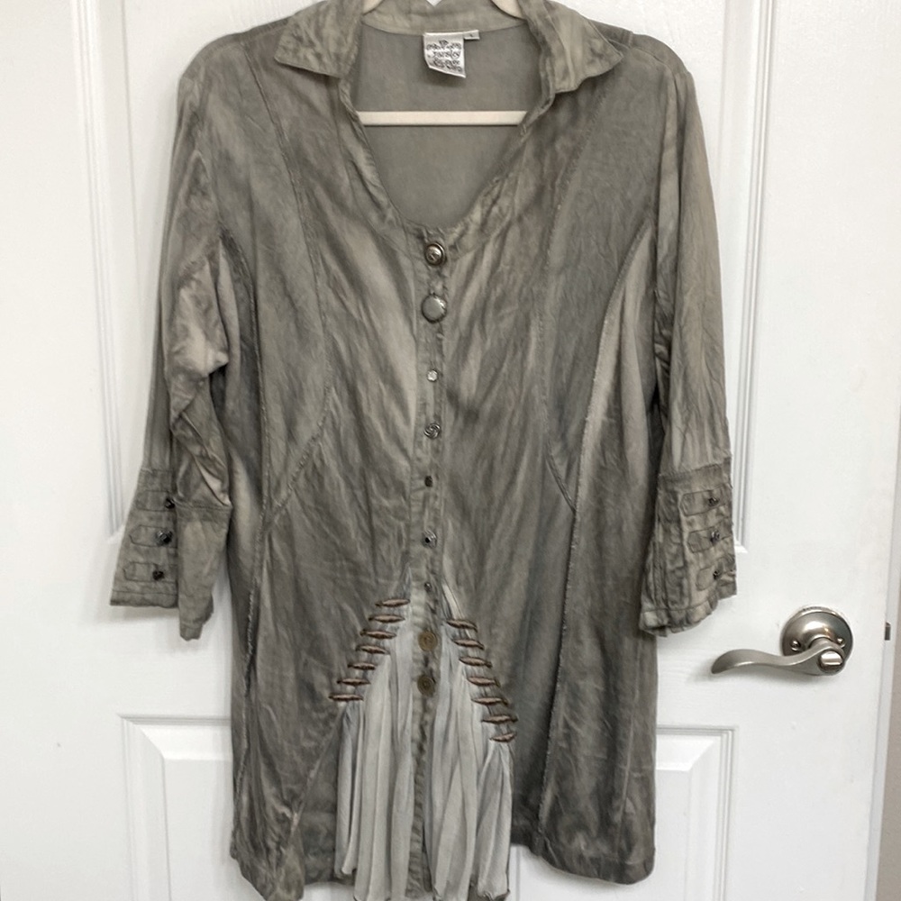 New with No tags. Never worn.